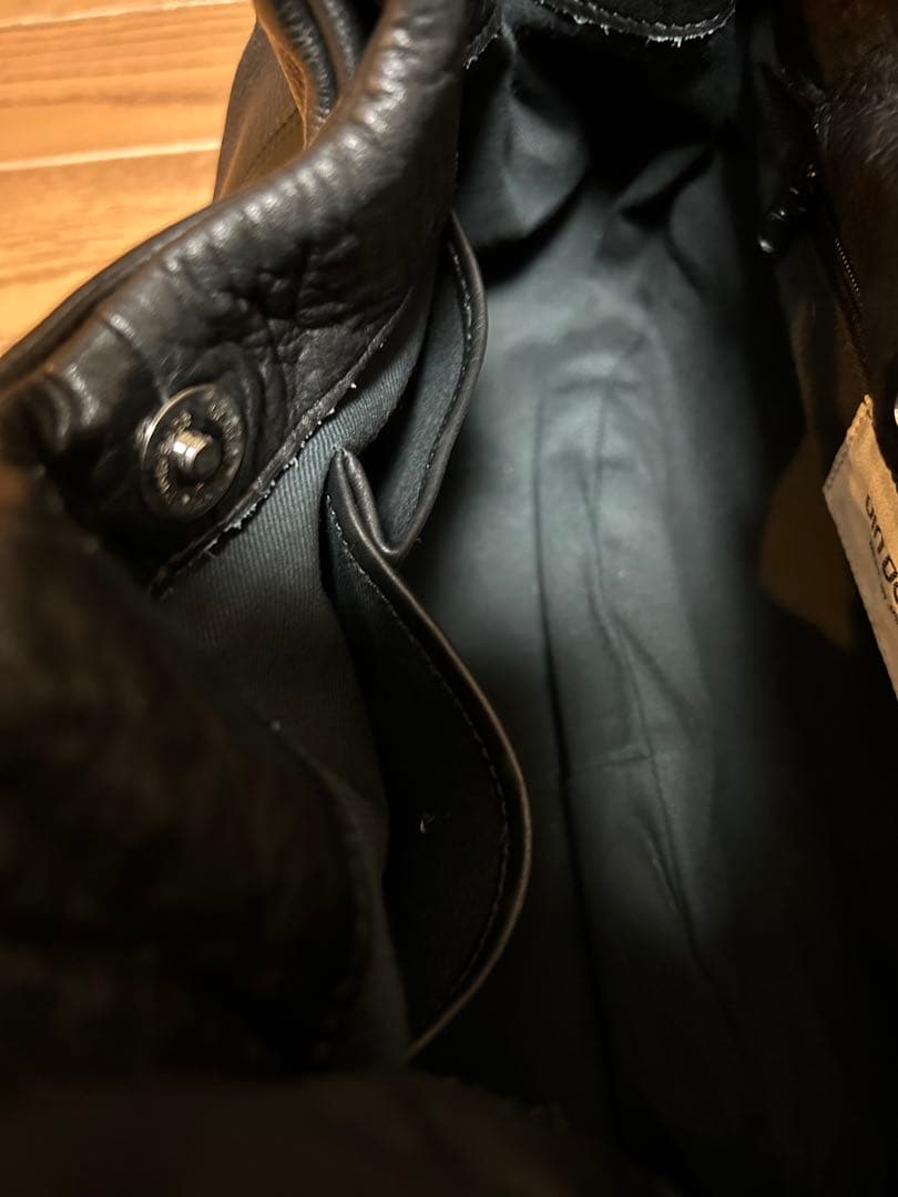 美品 VIA DOAN ハンドバッグ　黒