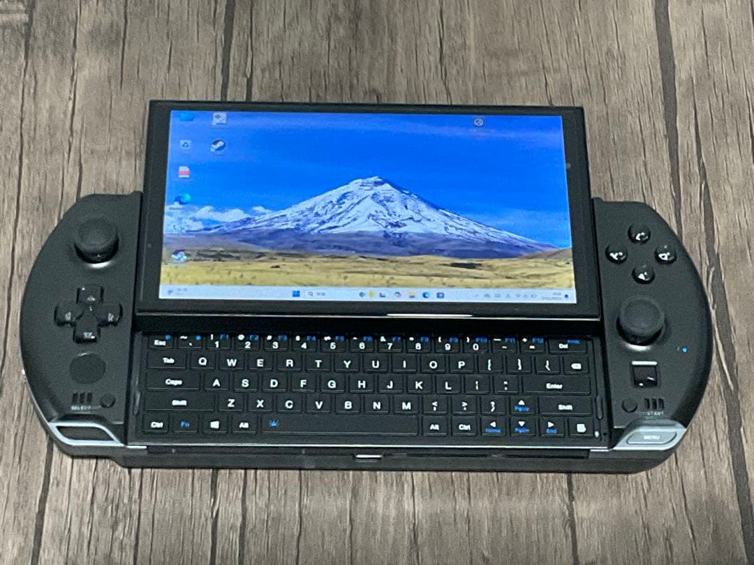 WIN GPD4（6800U/32GB/1TB）ケース、アダプタ、USBメモリ付