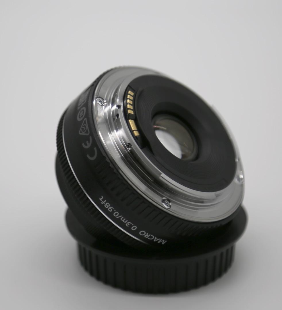 【美品】CANON EF40mm F2.8 STM フード　フィルター付属