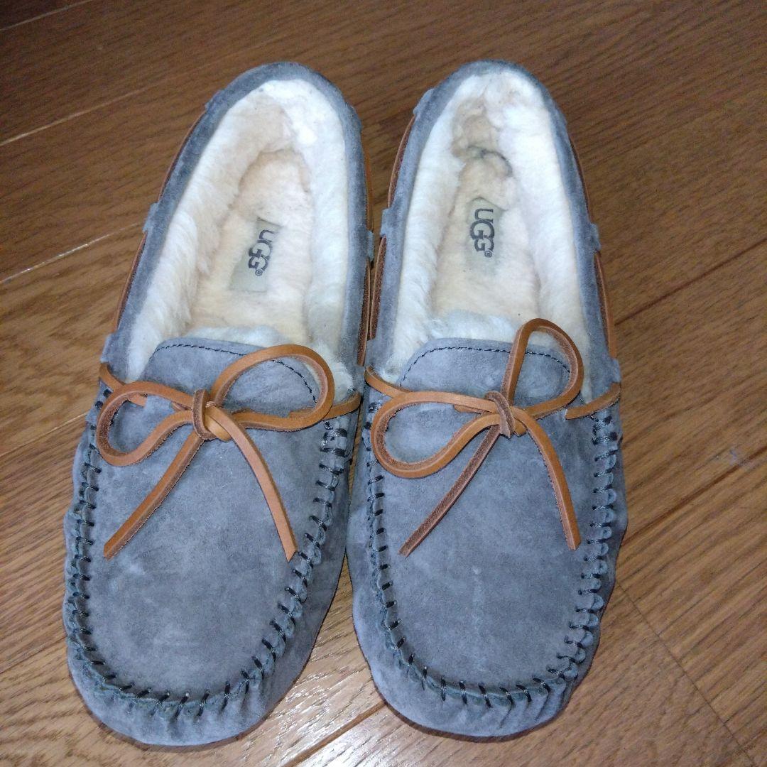 UGG グレー モカシン シープスキン　23cm