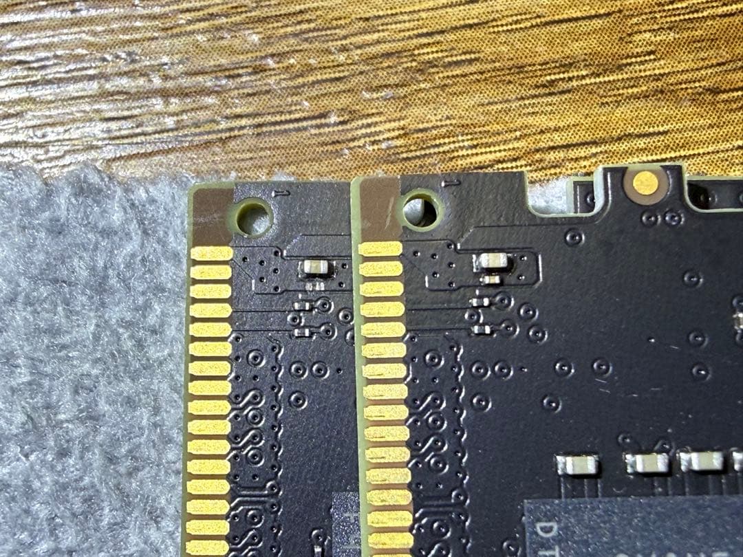 メモリー Crucial DDR5 4800 8*2 16GB