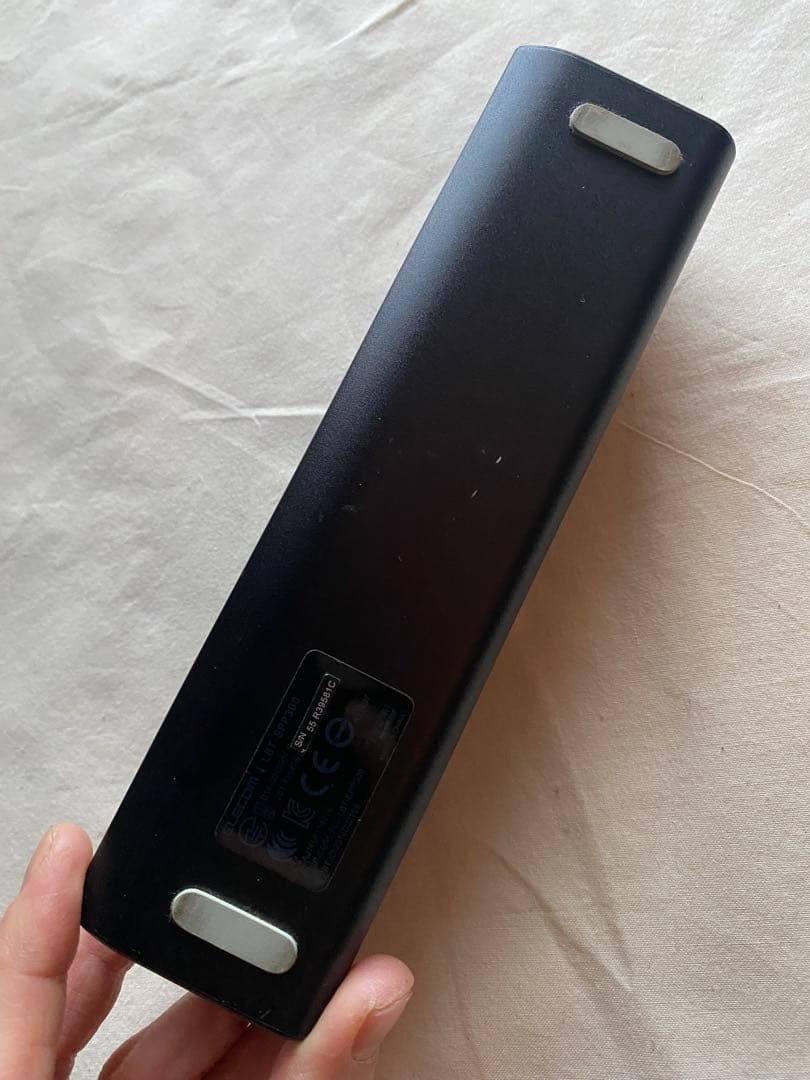 コンパクト スリムスピーカー 黒　Bluetooth ブルートゥース