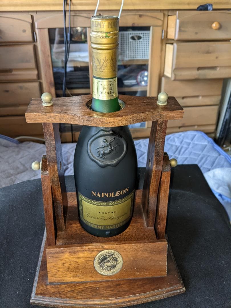 レミーマルタンナポレオン台座付き