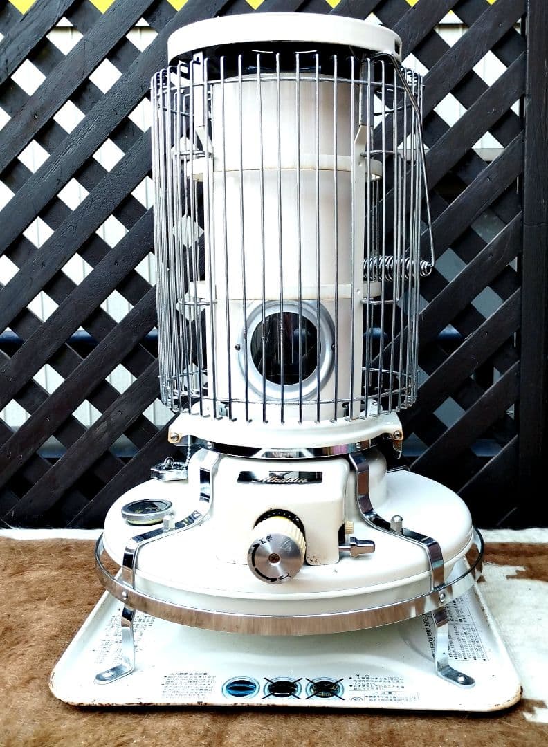 アラジンス すぐに使用できます。メンテナンス済み。取説付きです。ホワイト１