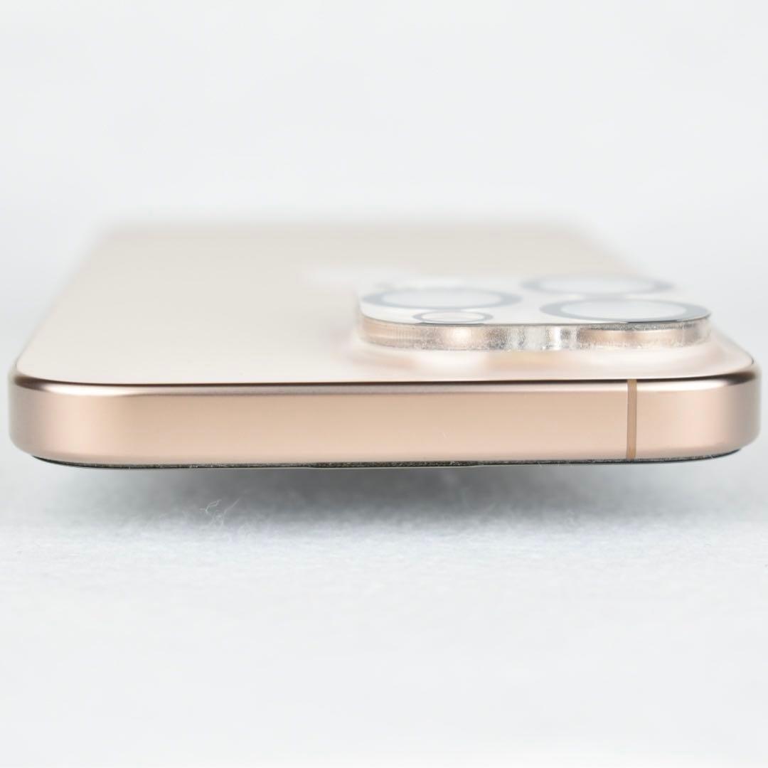 【保護ガラス装着済み】iPhone 16 Pro Max 1TB SIMフリー