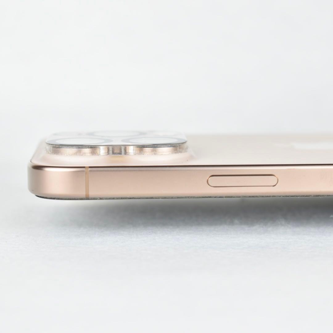 【保護ガラス装着済み】iPhone 16 Pro Max 1TB SIMフリー