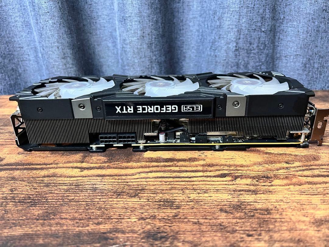 グラフィックボード・グラボ・ビデオカード ELSA GeForce RTX 3080 ERAZOR X GD3080 88