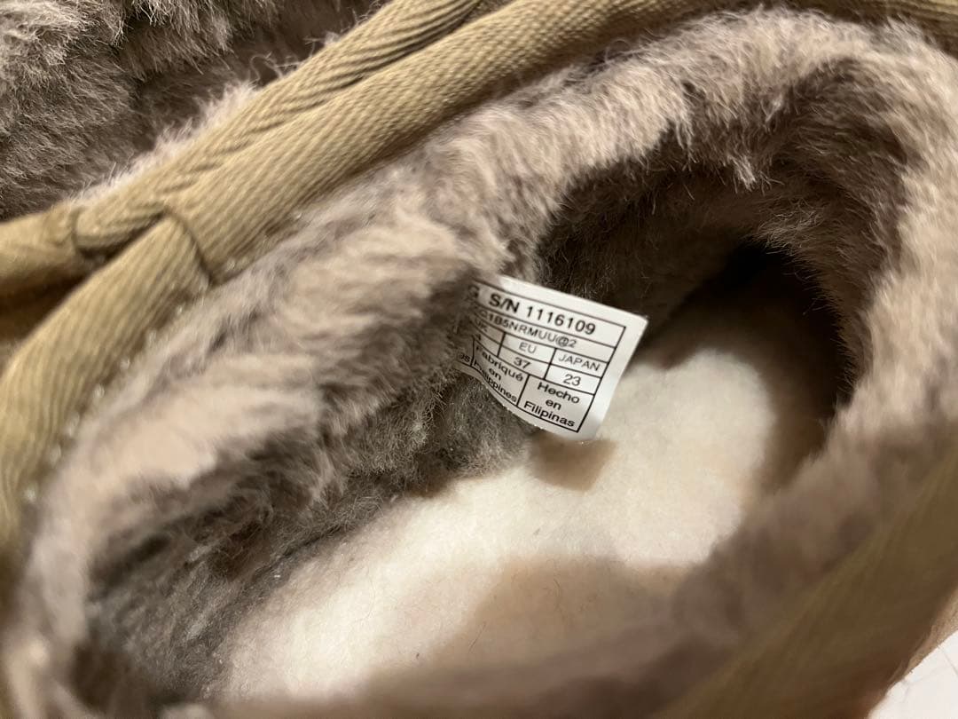 UGG クラシックウルトラミニ ベージュ 23