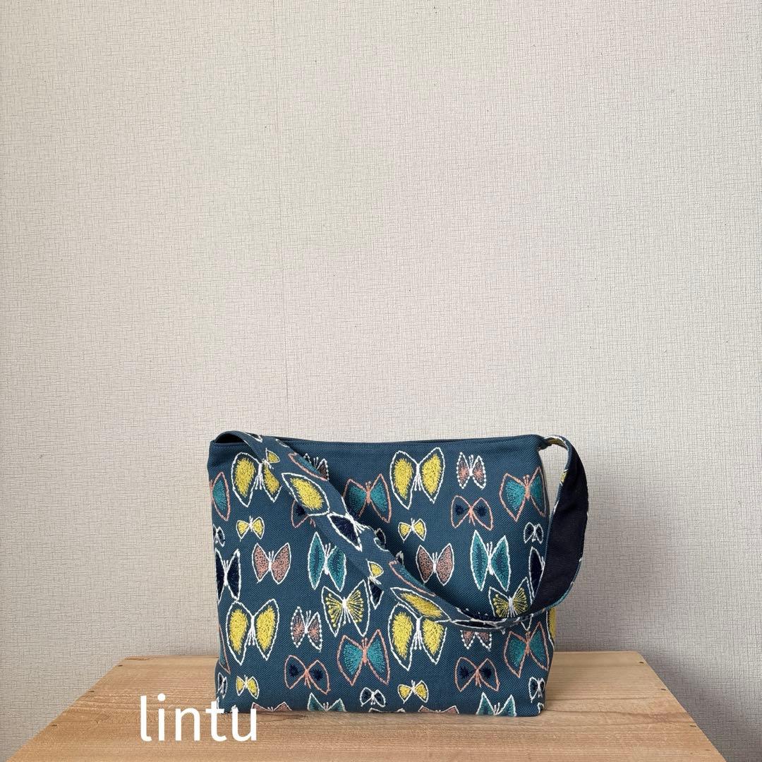 ハンドメイド＊sky flowerワンハンドルバッグ　minaperhonen