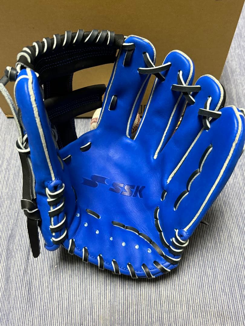 軟式用グローブ