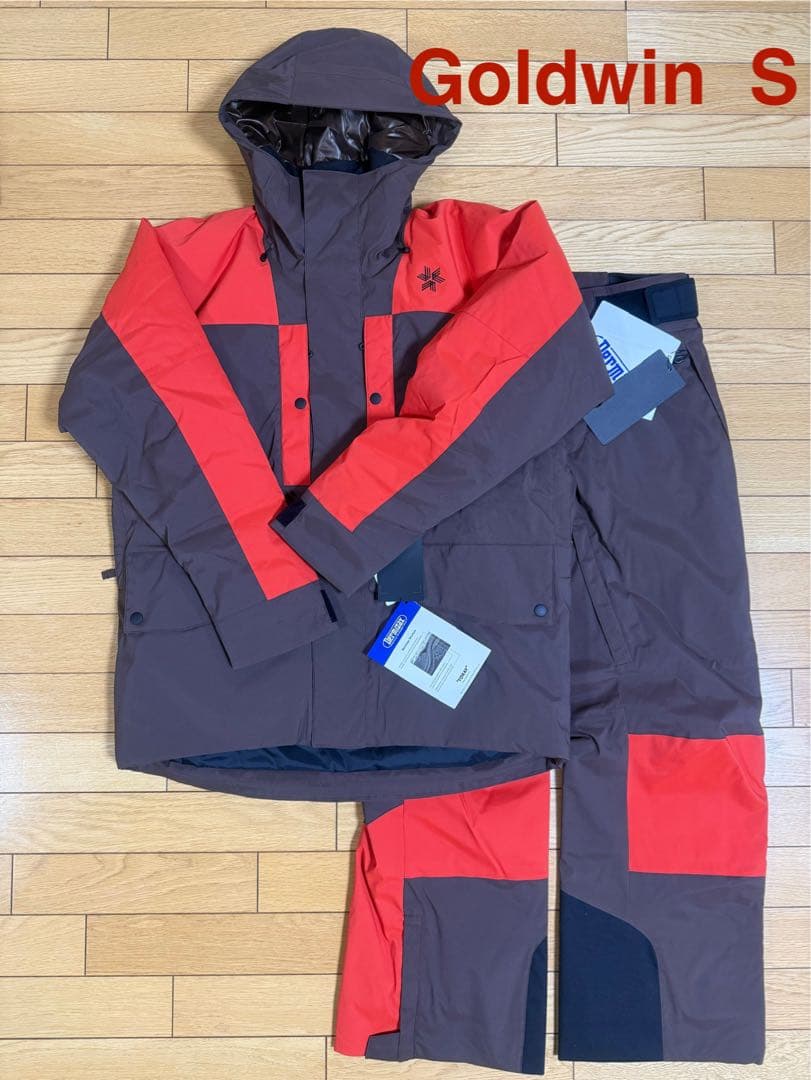 再値下げいたします　新品　Goldwin Sサイズ スキーウェア　上下セット