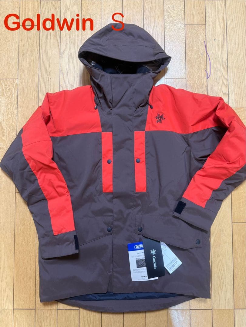 再値下げいたします　新品　Goldwin Sサイズ スキーウェア　上下セット