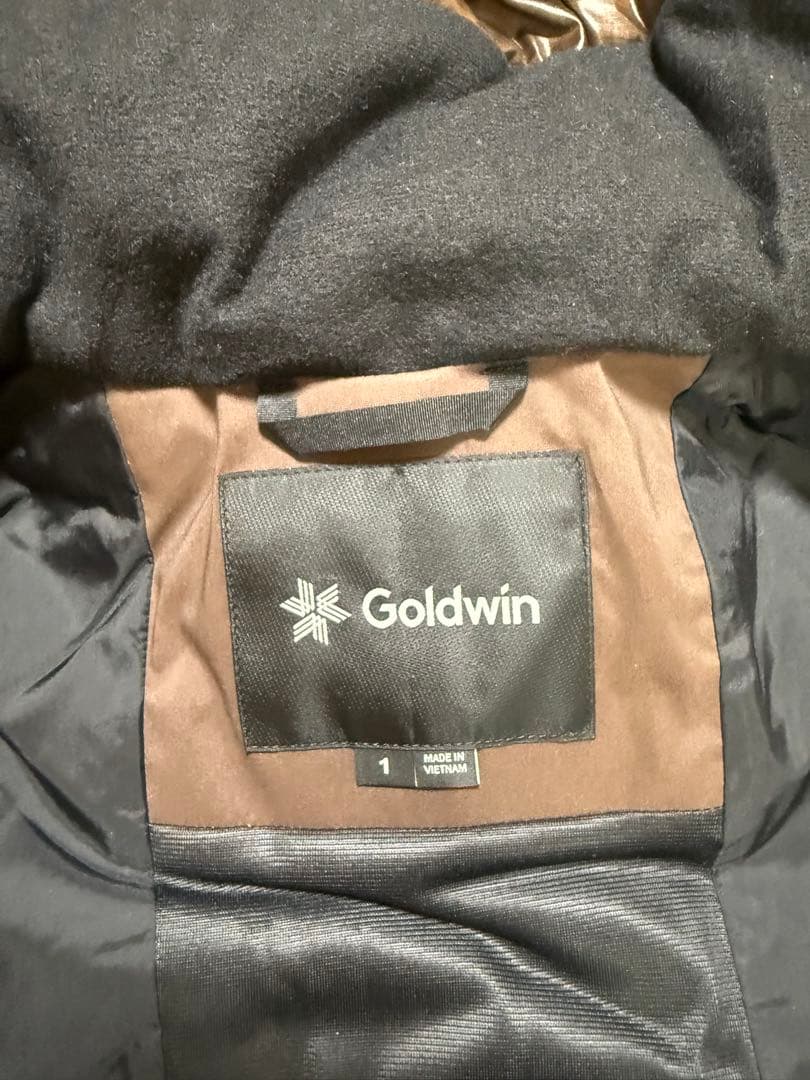再値下げいたします　新品　Goldwin Sサイズ スキーウェア　上下セット