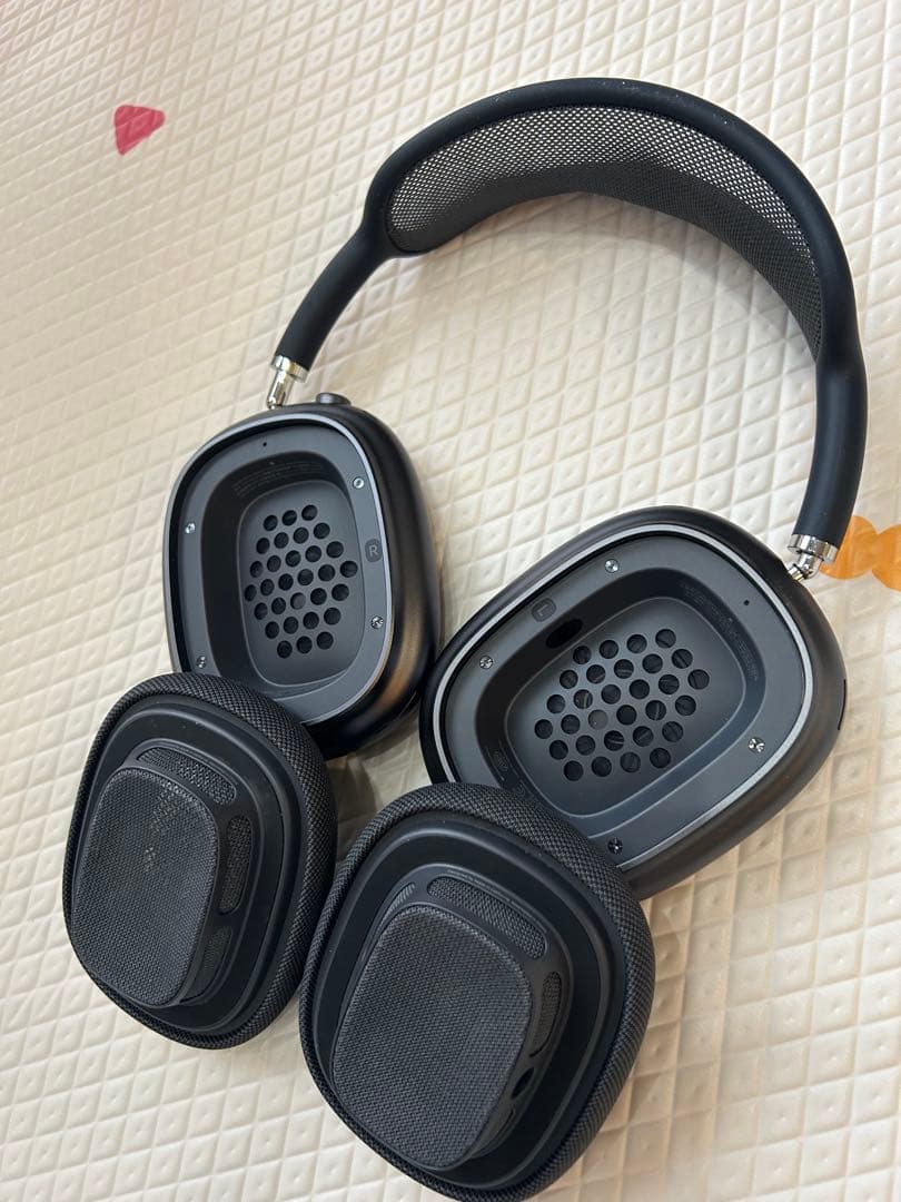 AirPods Max ミッドナイト