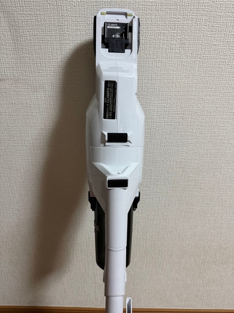 Makita マキタ　CL286FD 充電式クリーナー 18v