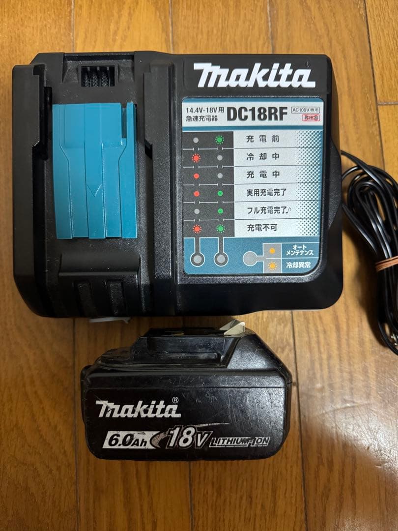 Makita マキタ　CL286FD 充電式クリーナー 18v