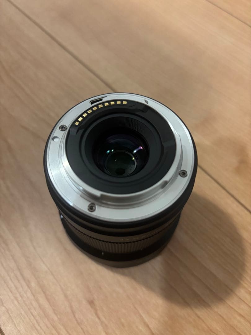 VILTROX AF 20/2.8 FE レンズ