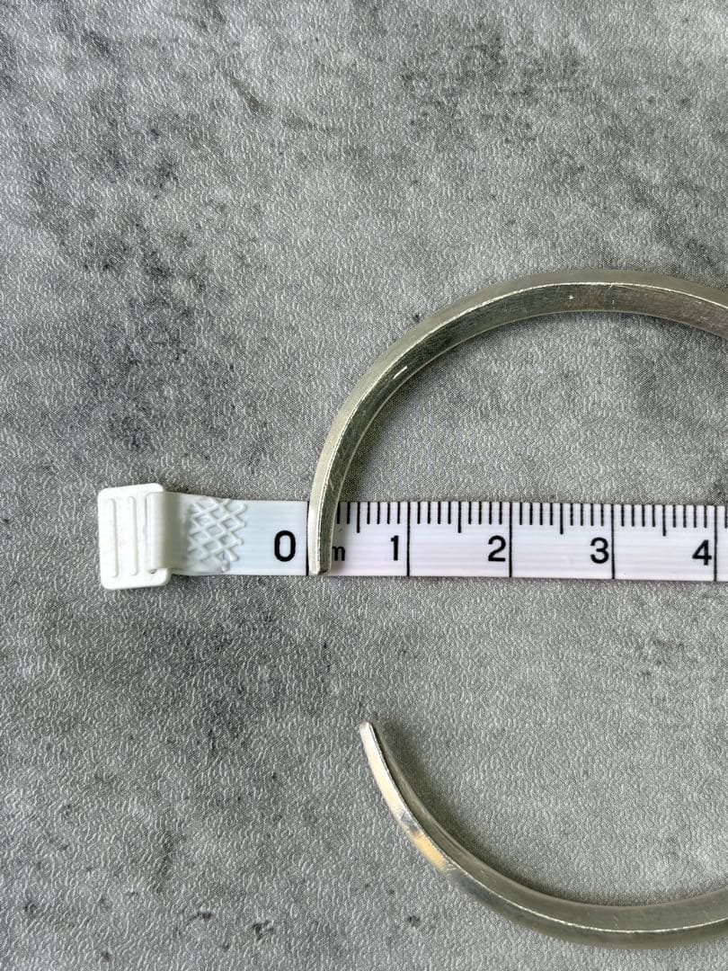 カレンシルバー　バングル　シンプル　ユニセックス