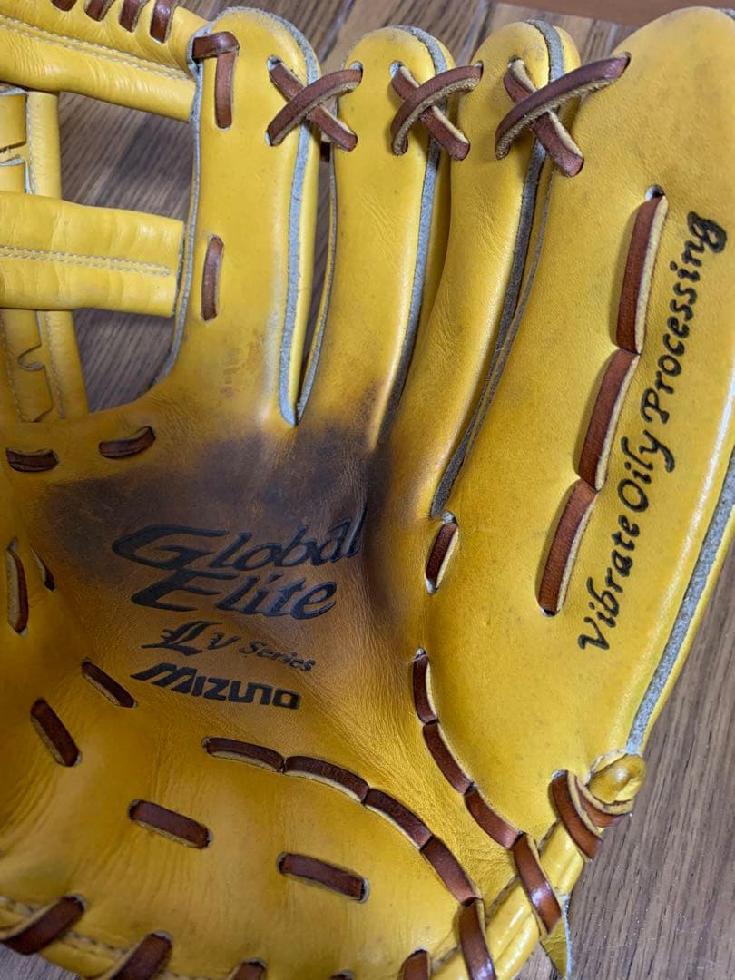 ミズノ　グローバルエリート　硬式用グローブ
