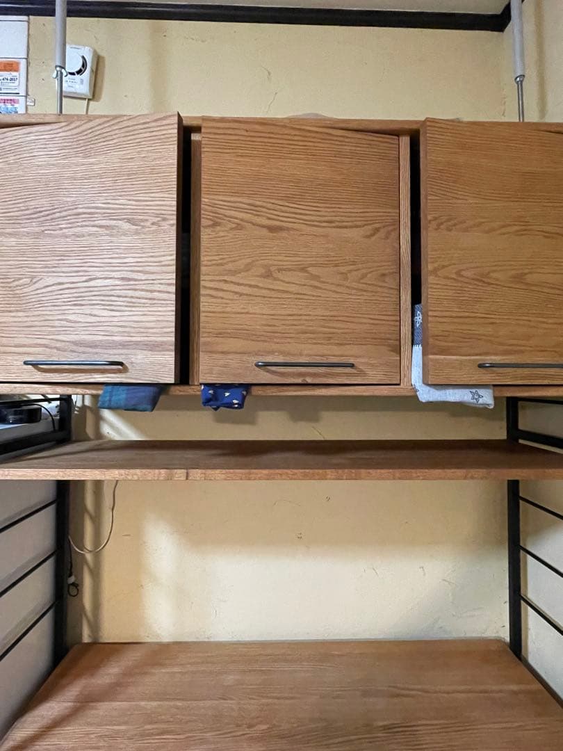 モモナチュラル　食器棚