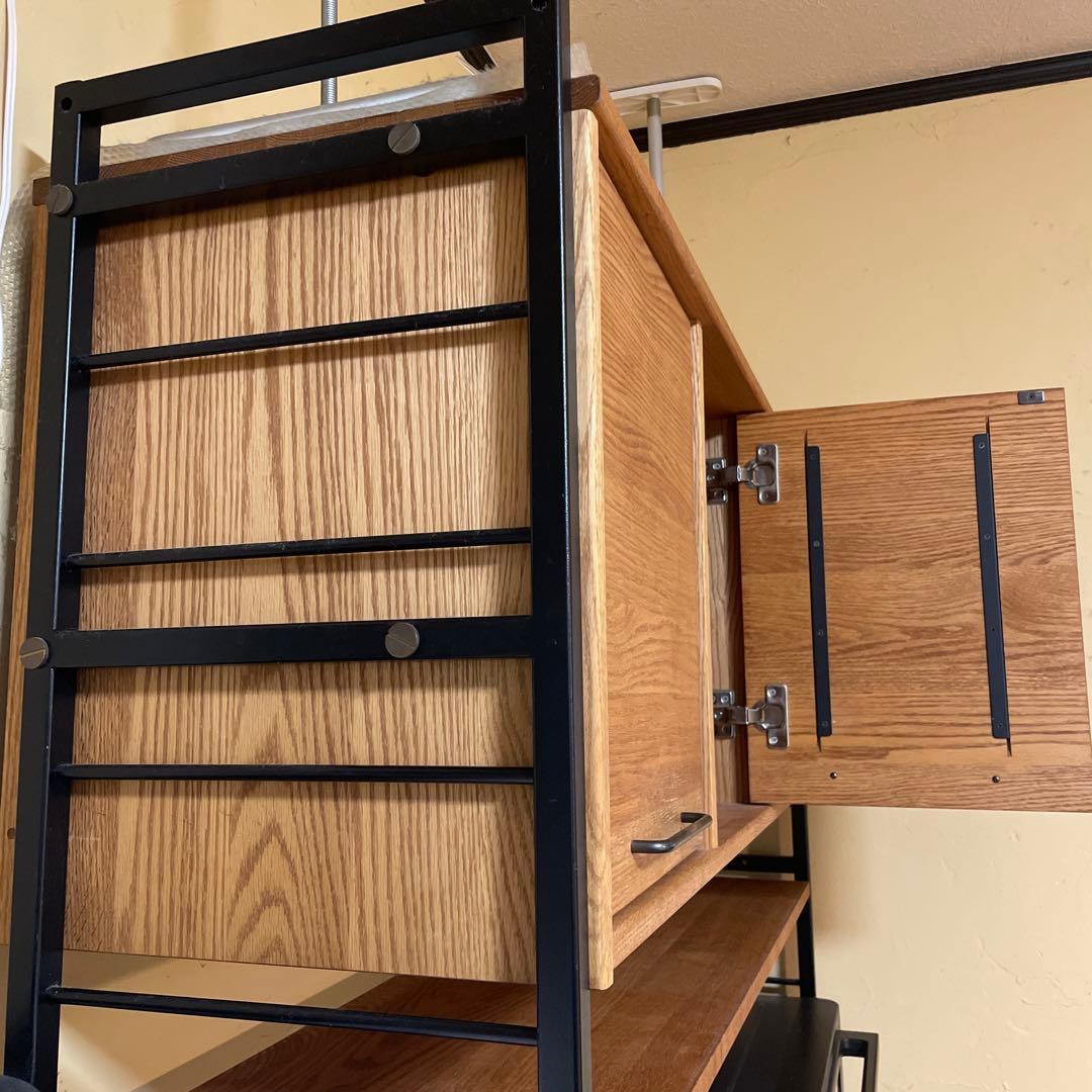 モモナチュラル　食器棚