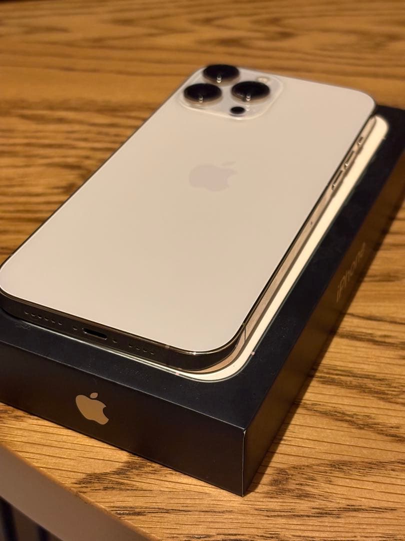 Apple iPhone 13 Pro MAX ゴールド 本体 512GB