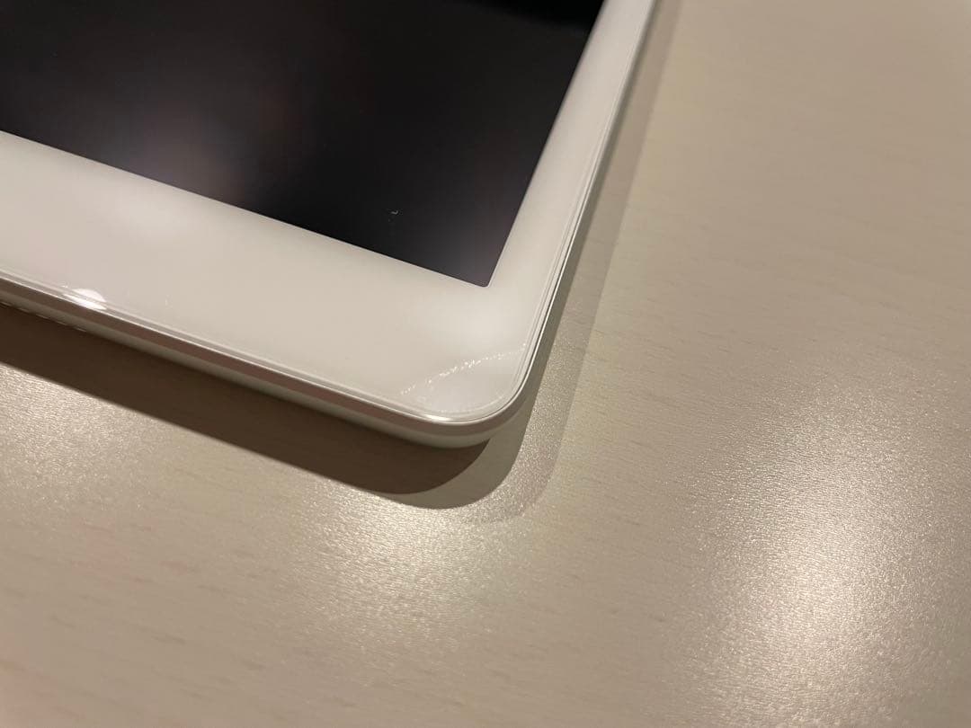 iPad 第7世代 WiFi+Cellular 32GB シルバー