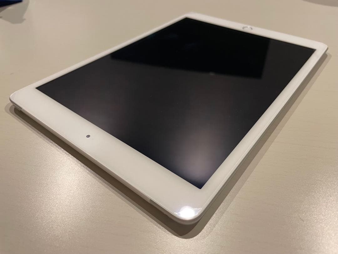 iPad 第7世代 WiFi+Cellular 32GB シルバー