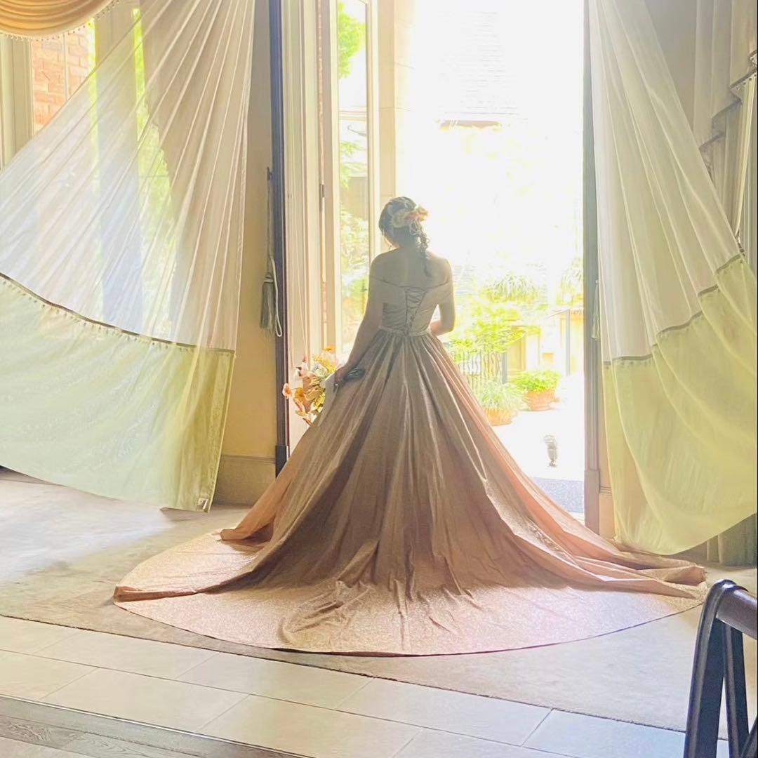 ゴールド ウェディングドレス　カラードレス