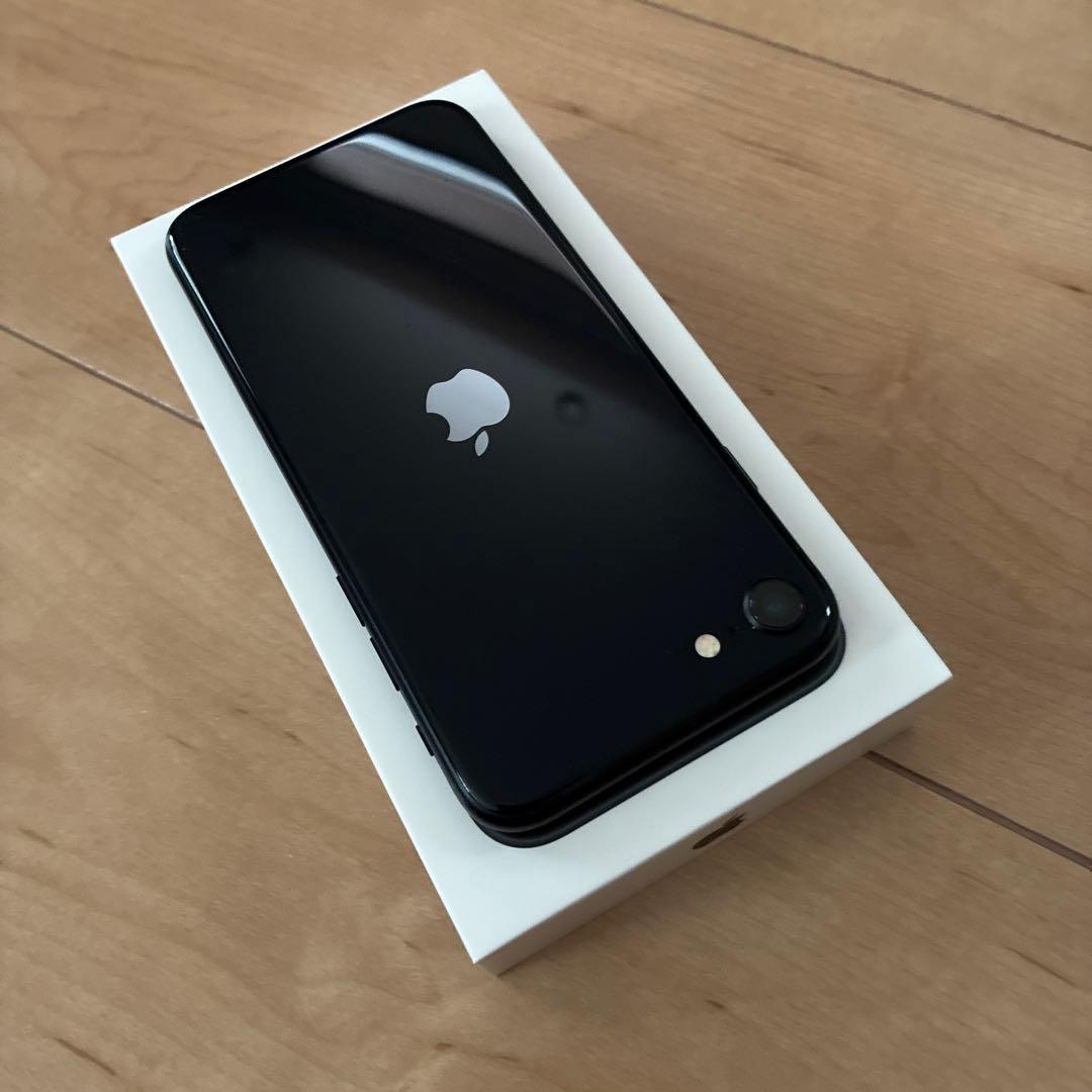 iPhone SE 第3世代 64GB SIMフリー ミッドナイト