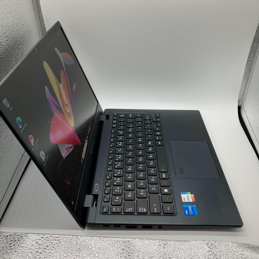 美品 超軽量 Dynabook 11世代 i5 メモリ24GB 新品1TB