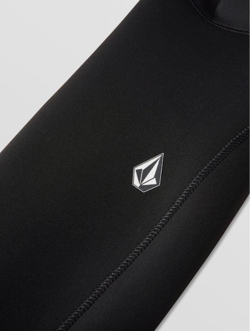 サーフィン・ボディボード Volcom 2/2MM LONG SLEEVE FULLSUIT M