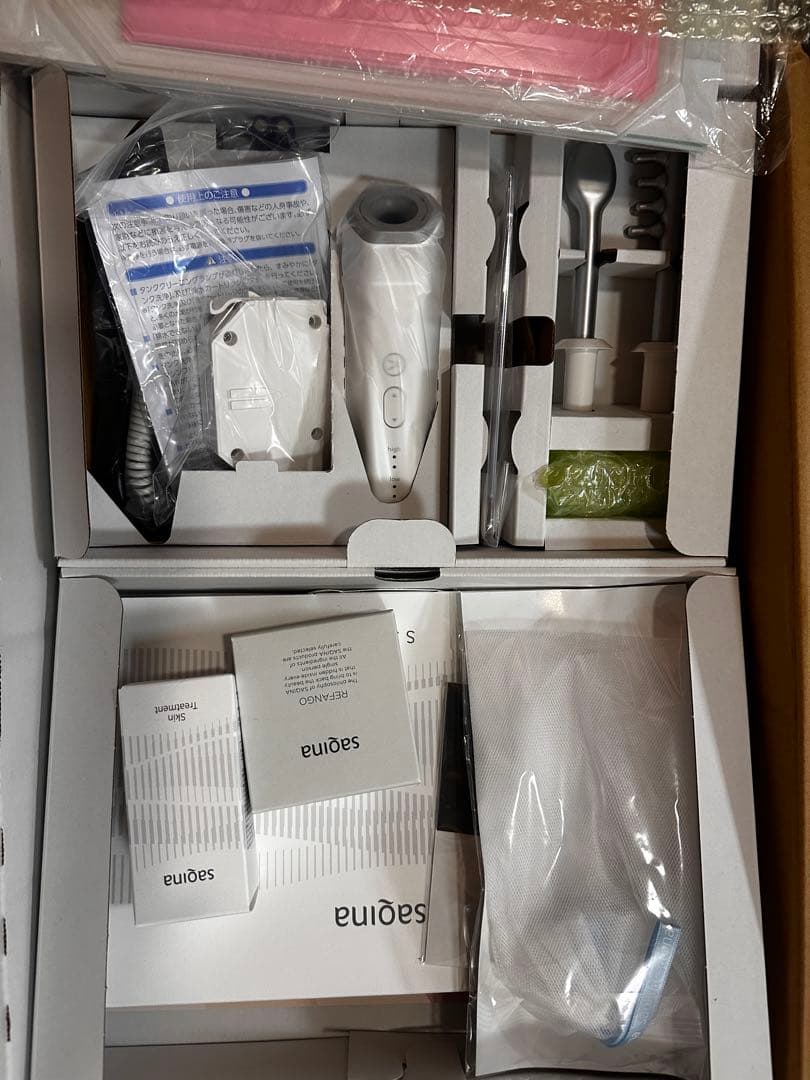 サキナルルシェLEDライト付き　美顔器