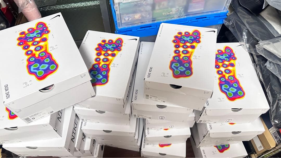 ナイキ Mind 001 Mules Solar Red 25cm