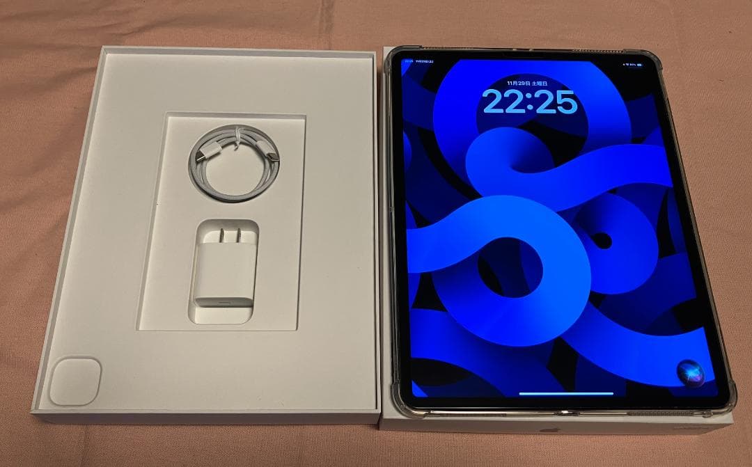 【美品】iPad Pro 第6世代 12.9 128GB シルバー+ケース等