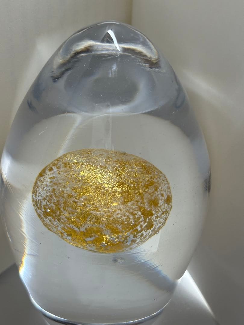 レア　イイノナホ　ペーパーウェイト　キラキラ