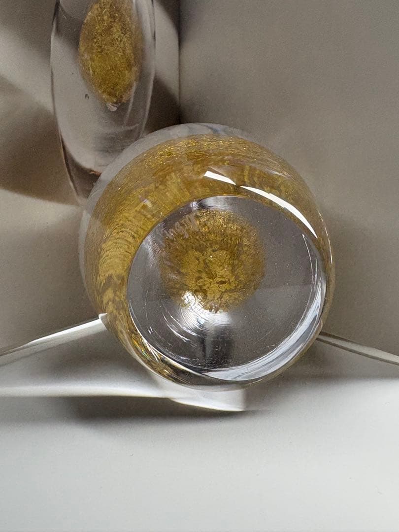 レア　イイノナホ　ペーパーウェイト　キラキラ