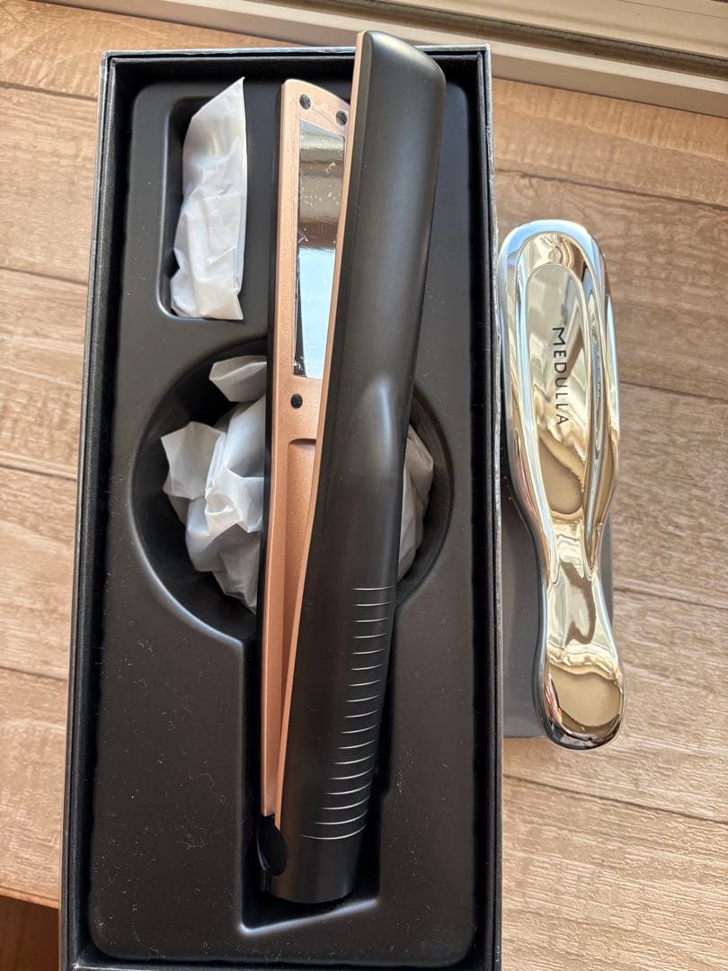 MEDULLA ソニックシャインブロ　スカルプリフトブラシ