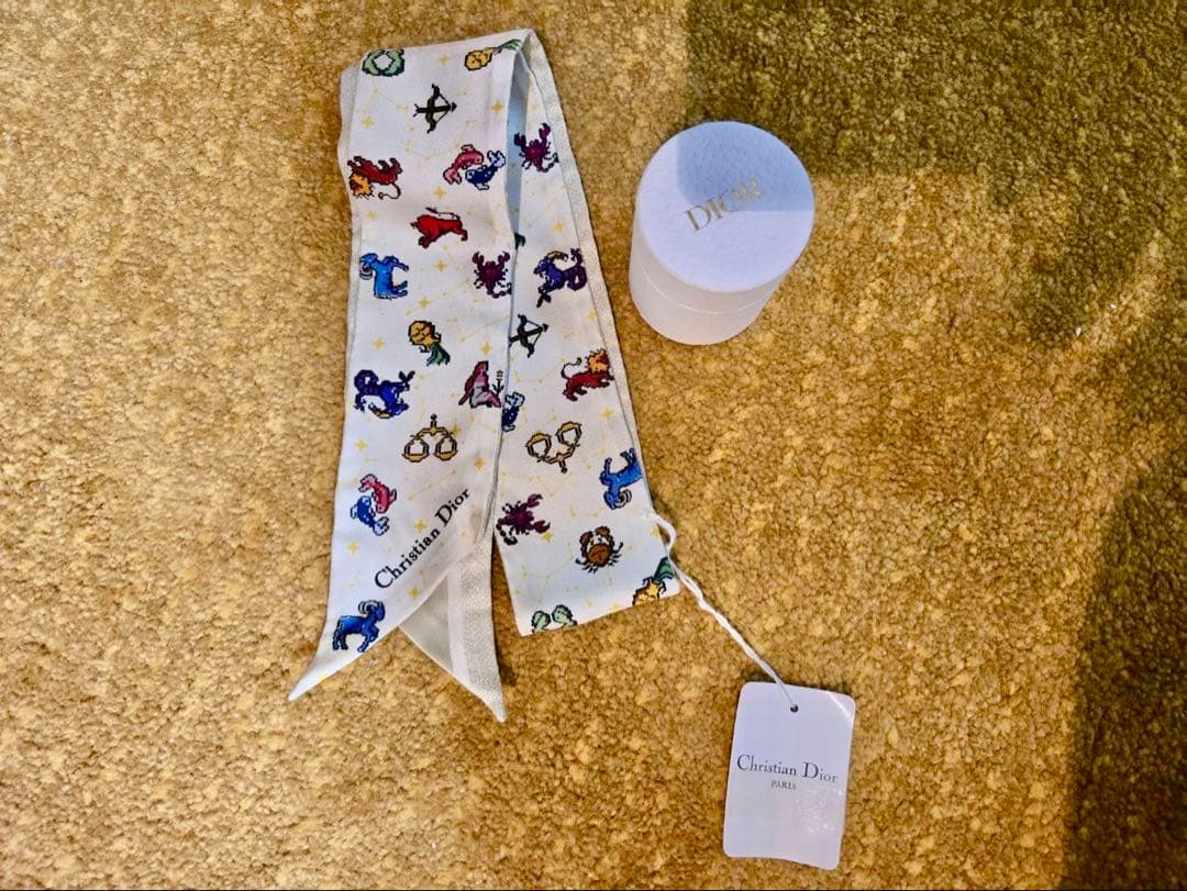 【新品未使用】Christian Dior スカーフ 24PC01061611
