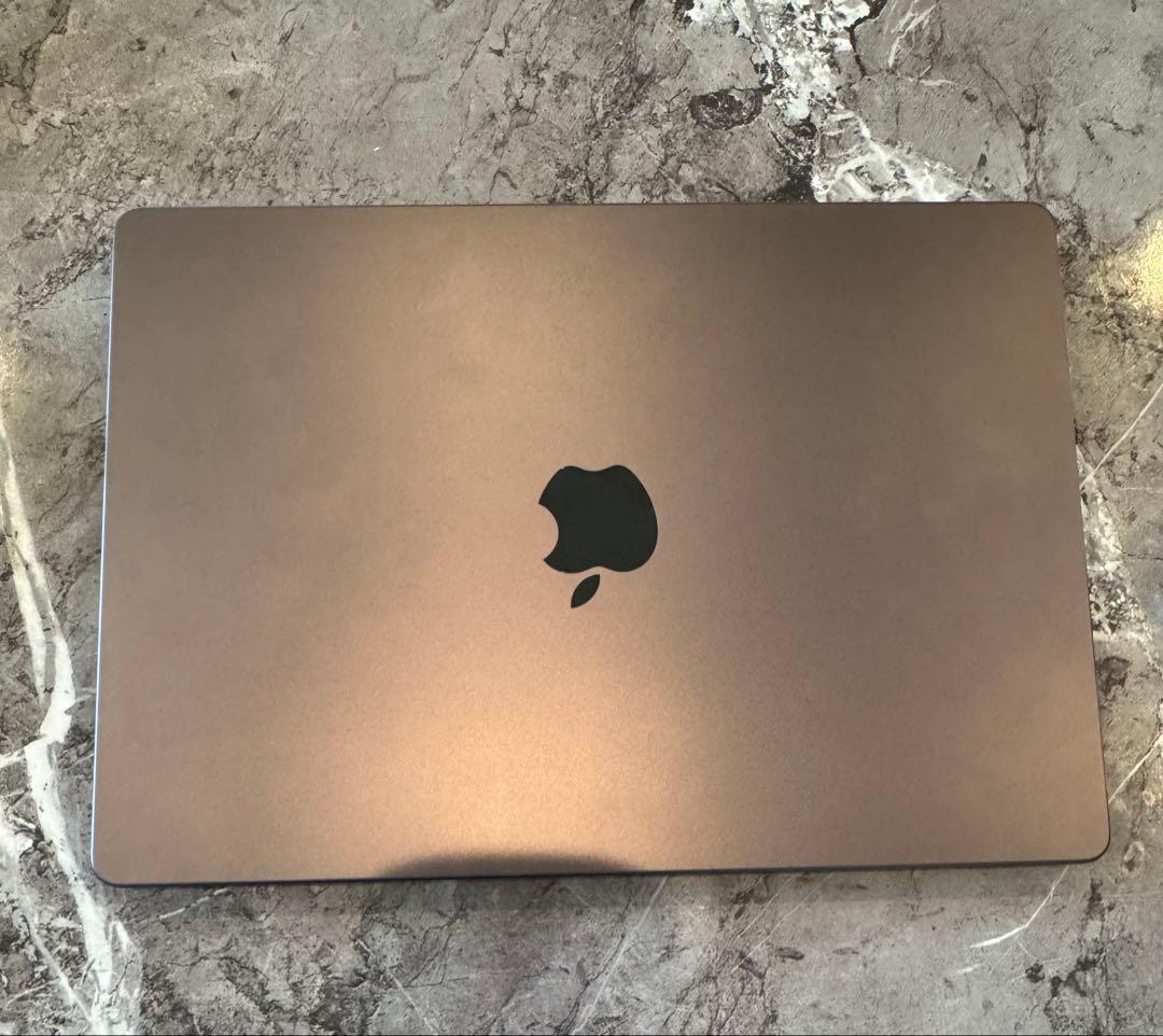 MacBook Pro 14インチ Apple M5チップ　スペースブラック