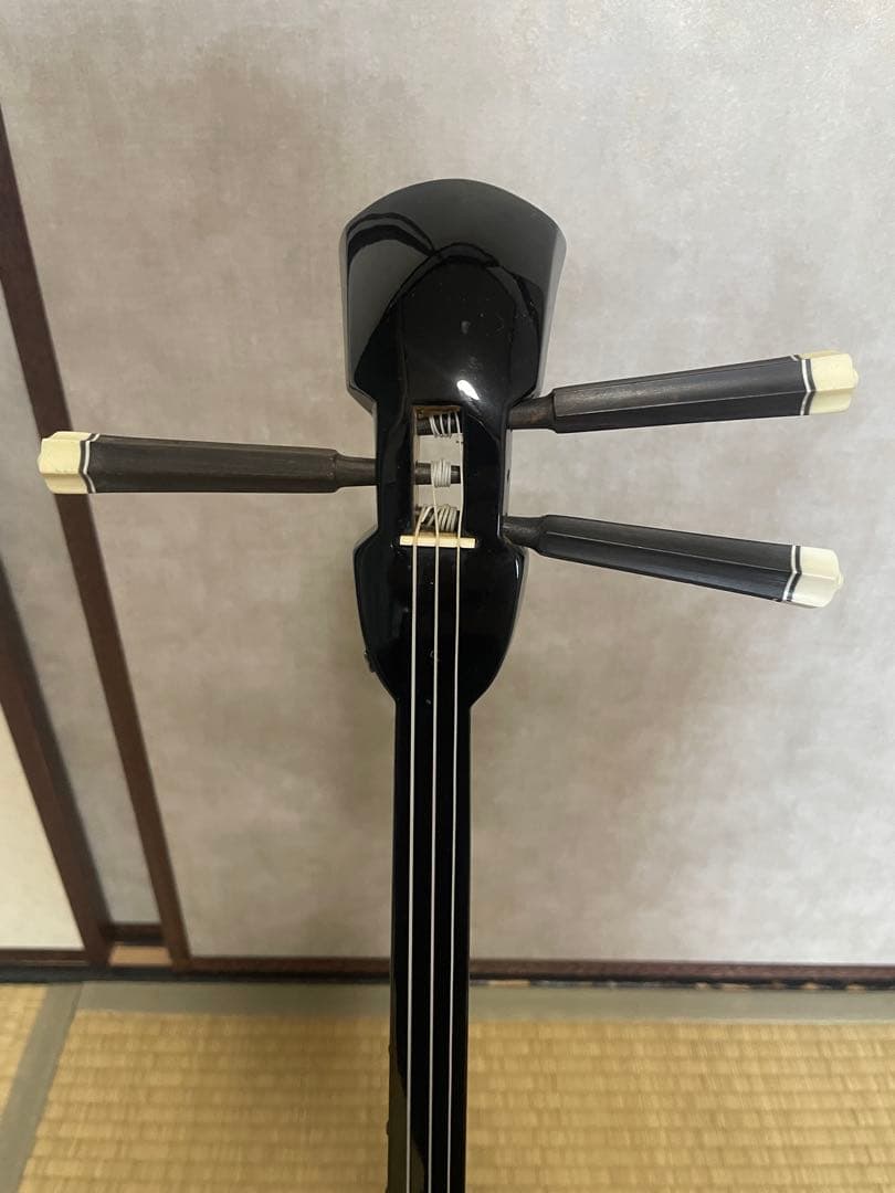 三線 本体 棹細めで弾きやすい一品