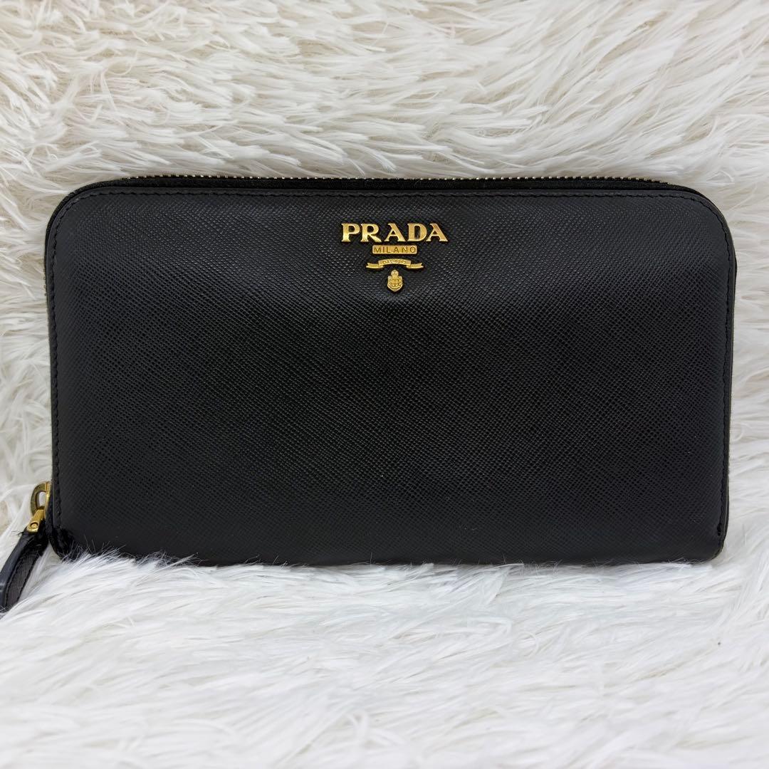 美品✨プラダ 長財布 ラウンドファスナー サフィアーノ レザー 金具 黒