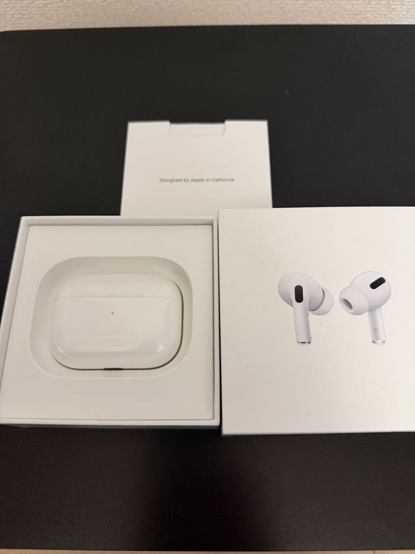 AirPods Pro 本体 充電ケース付き　第一世代