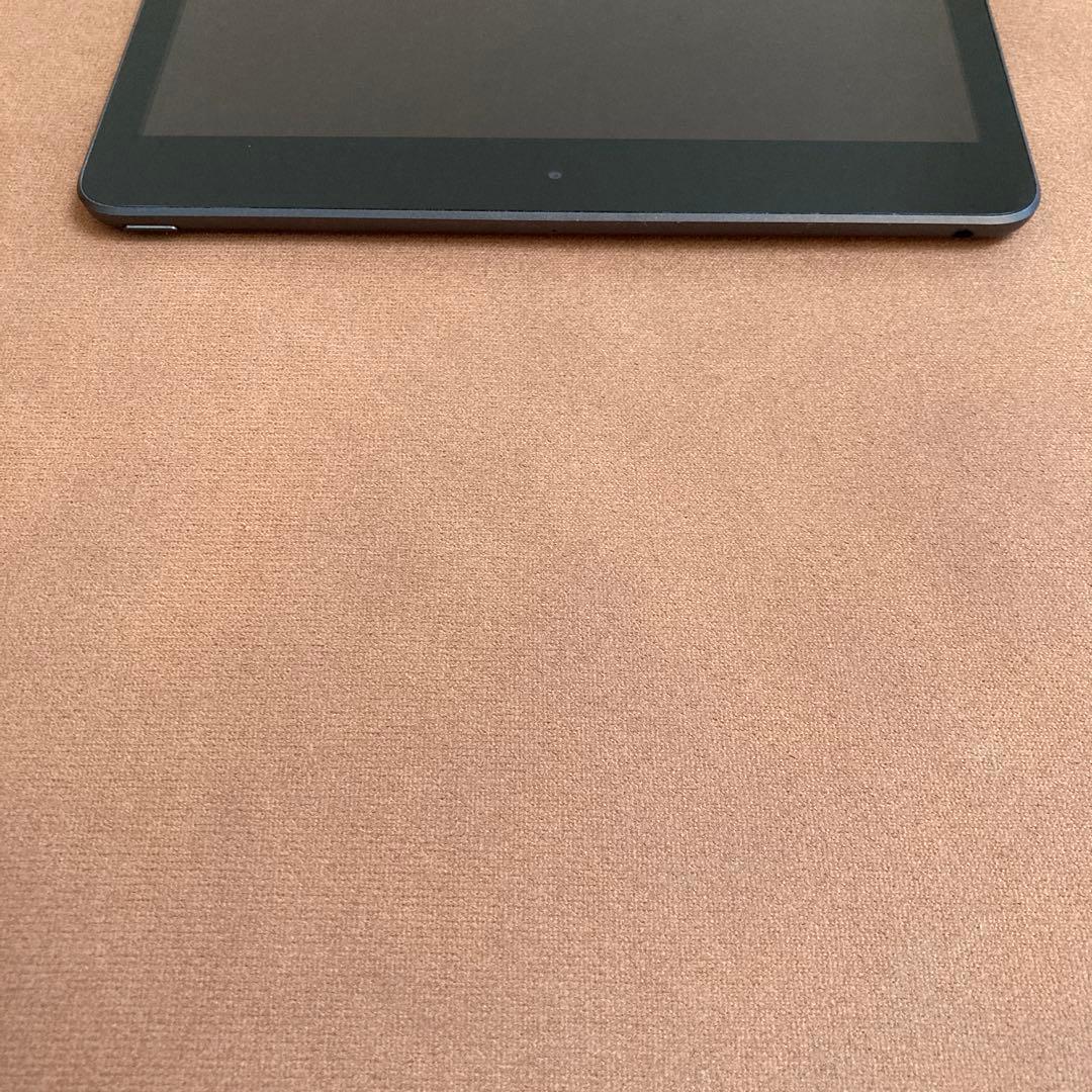 429 電池良好☆比較的美品☆iPad7 第7世代 32GB WIFIモデル☆