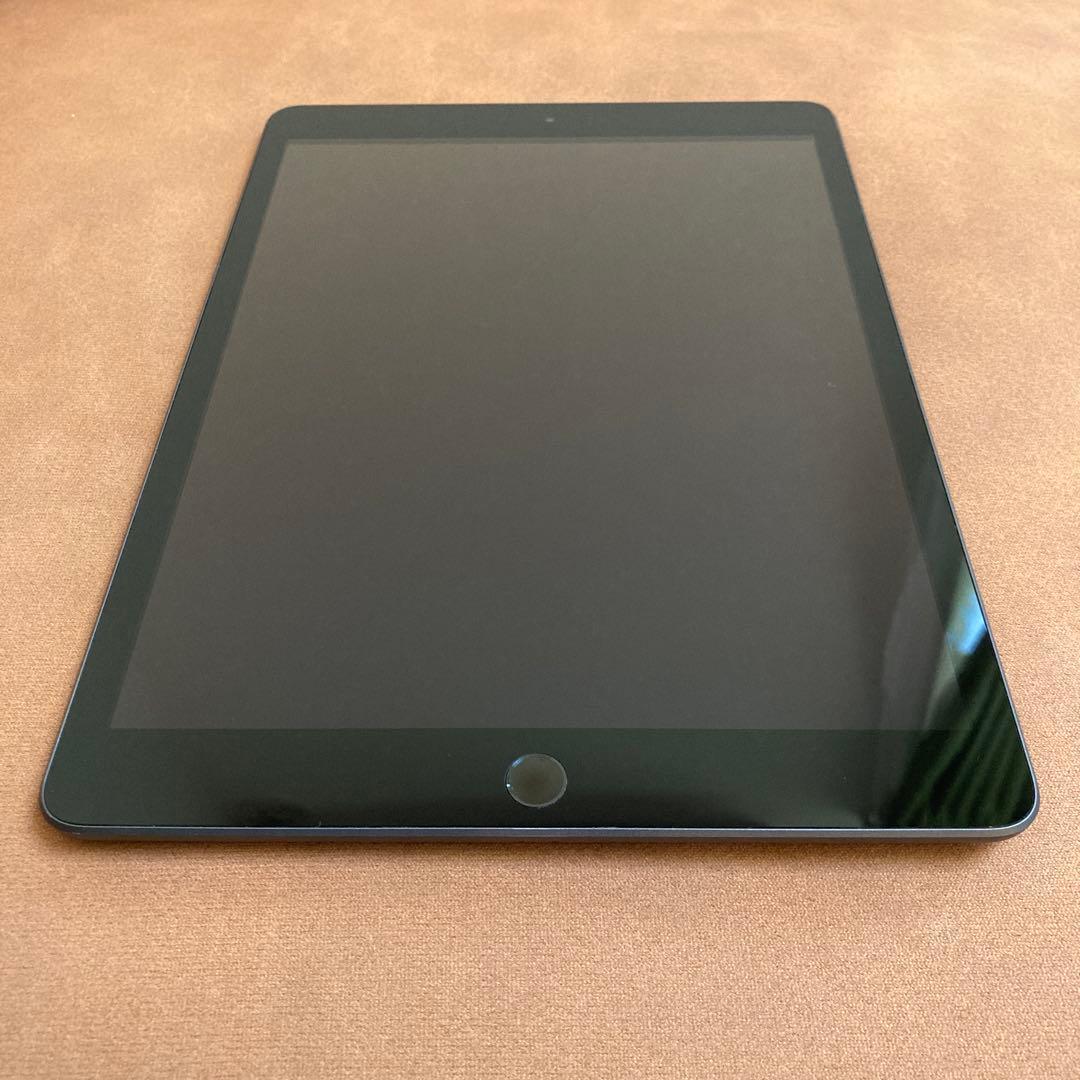 429 電池良好☆比較的美品☆iPad7 第7世代 32GB WIFIモデル☆