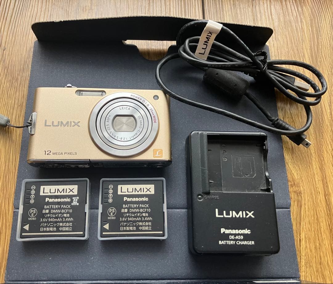 Panasonic LUMIX FX60 デジタルカメラ（ゴールド）動作確認済み