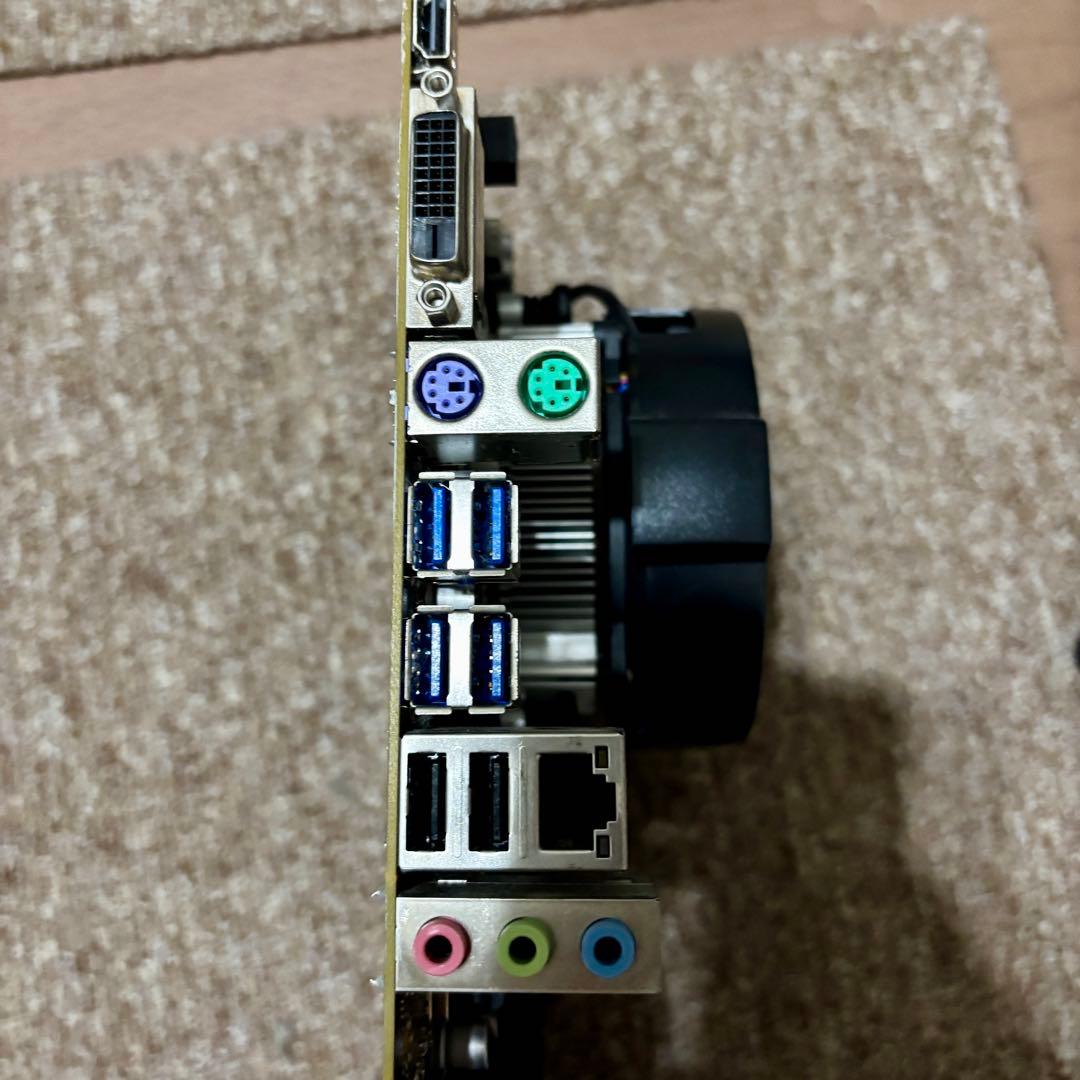 AMD AMD Ryzen 5 5500GT+マザーボードA520M-A PRO