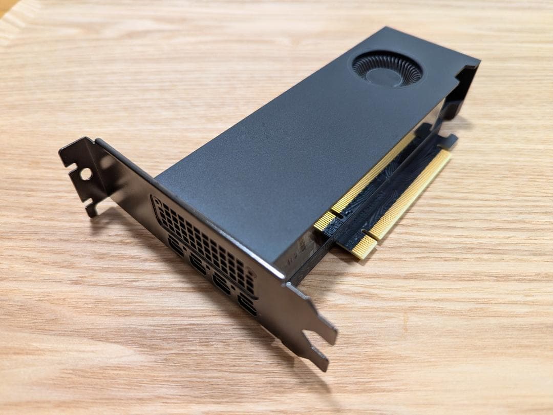 NVIDIA RTX A2000 6GB グラフィックボード