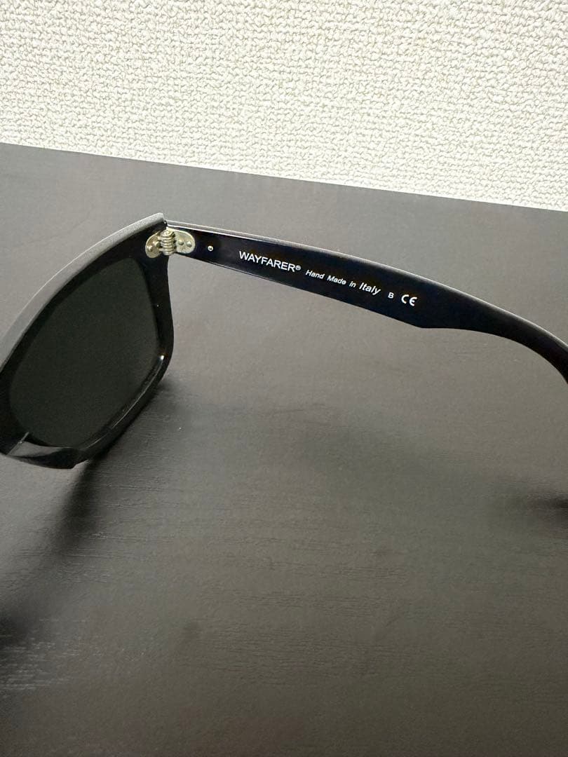 Ray-Ban Wayfarer サングラス 54-18-145