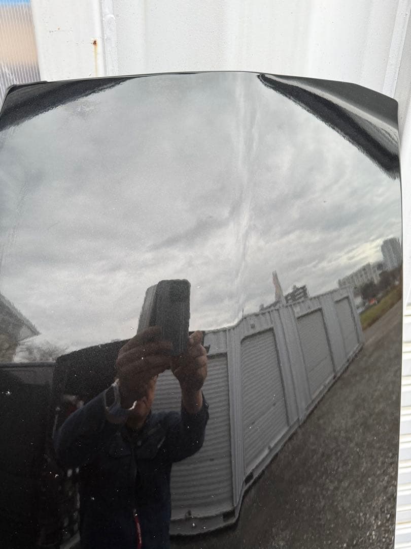 ★手渡し★ハイエース純正ボンネット◆ブラックエンブレム付